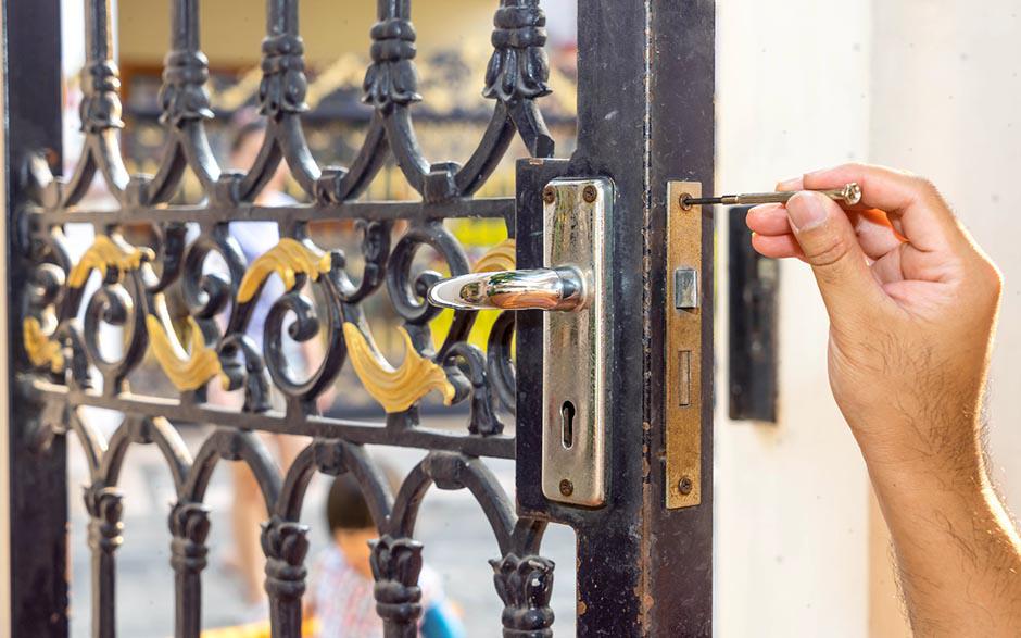 ouvrir une porte Paris 13